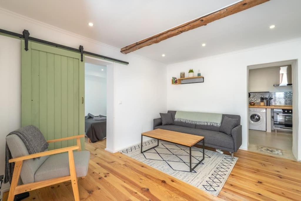 Apartment Newly Renovated Flat In Historic Center *